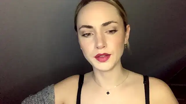 ScarlettSensitive online show from May 21, 2026, 6:22 am