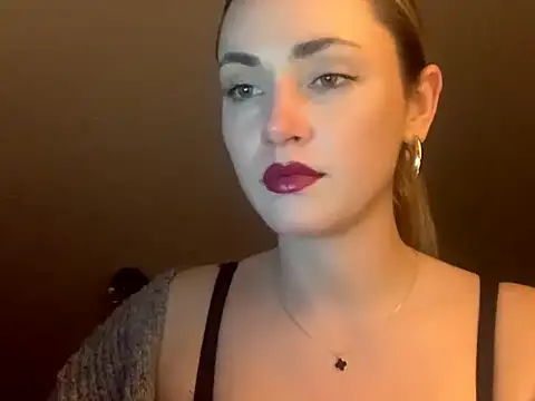 ScarlettSensitive online show from March 22, 2026, 9:05 pm