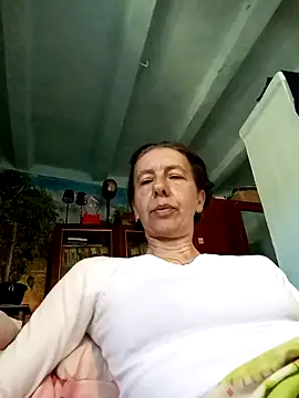 Tania9876 online show from May 22, 2026, 6:33 am