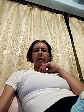 Tania9876 online show from July 11, 2026, 7:36 pm