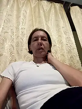 Tania9876 online show from June 5, 2026, 6:57 pm