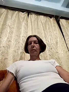 Tania9876 online show from July 10, 2026, 7:25 pm