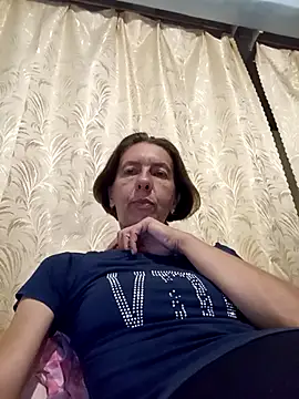 Tania9876 online show from July 22, 2026, 7:38 pm