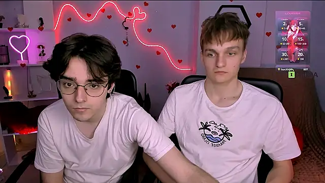 Snapshot of john_lik chatting on March 23, 2026, 1:22 pm john lik online show from March 23, 2026, 1:22 pm