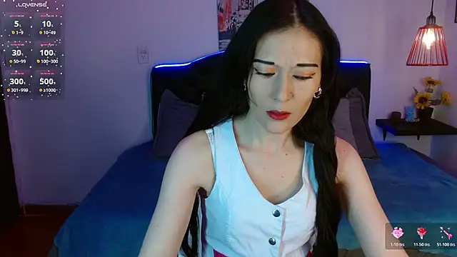 Snapshot of Mylu_xx chatting on July 22, 2026, 1:24 pm Mylu xx online show from July 22, 2026, 1:24 pm