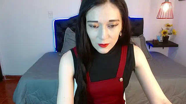 Snapshot of Mylu_xx chatting on July 25, 2026, 1:28 pm Mylu xx online show from July 25, 2026, 1:28 pm