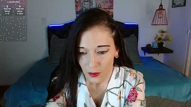 Snapshot of Mylu_xx chatting on July 21, 2026, 1:34 pm Mylu xx online show from July 21, 2026, 1:34 pm