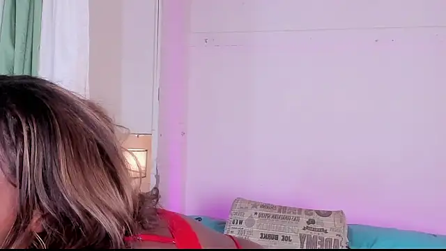 AvaJamess online show from April 23, 2026, 7:37 pm