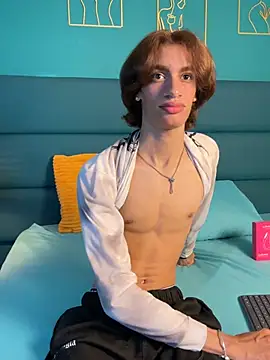 willturneer online show from June 7, 2026, 12:49 am