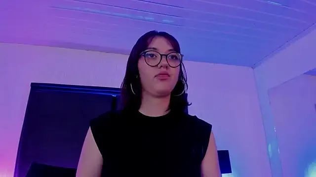 LilithBluum online show from April 9, 2026, 11:27 am