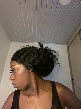 GaiaFiore online show from March 30, 2026, 9:22 am