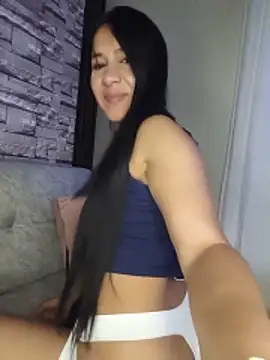 Camillemonroe  online show from May 16, 2026, 10:36 am