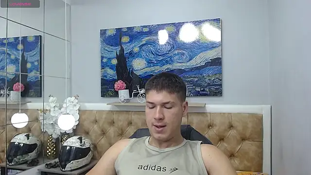 Snapshot of AlessandroFranco chatting on May 26, 2026, 1:20 pm AlessandroFranco online show from May 26, 2026, 1:20 pm