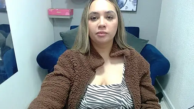 veronicaparkersex online show from March 19, 2026, 12:27 pm