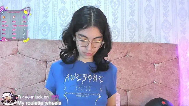 Snapshot of Molly_A chatting on March 25, 2026, 4:06 pm Molly A online show from March 25, 2026, 4:06 pm