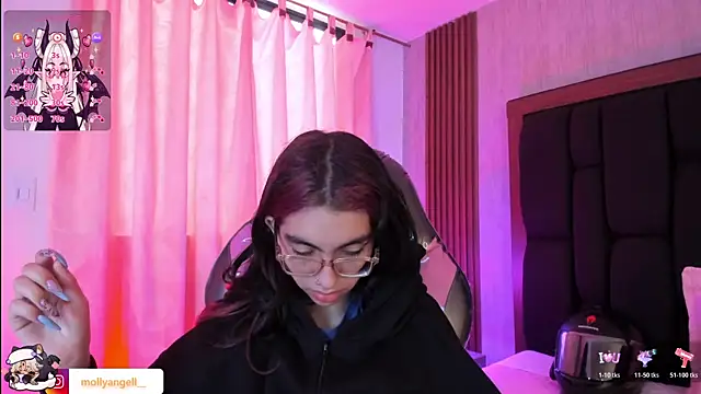 Molly A online show from July 15, 2026, 3:52 pm