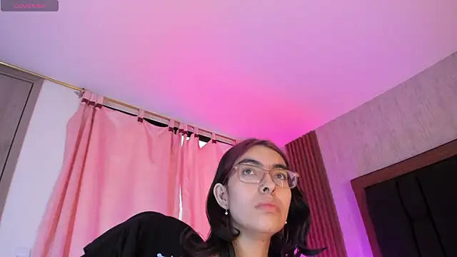 Molly A online show from July 14, 2026, 4:13 pm