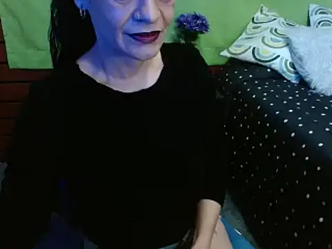  Alexandra Jones online show from April 6, 2026, 4:46 am