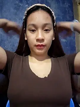 -Hicici- online show from May 8, 2026, 1:42 am