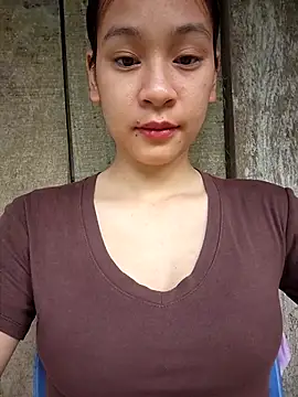 -Hicici- online show from May 15, 2026, 11:14 pm