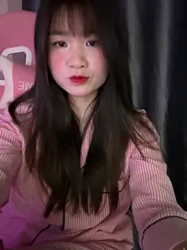 Cum-withyou online show from April 10, 2026, 4:14 pm