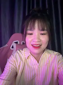 Cum-withyou online show from April 12, 2026, 9:45 am