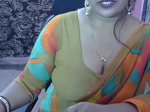PINKI 012 online show from March 18, 2026, 6:49 am
