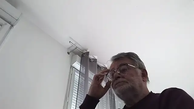 oura online show from May 24, 2026, 6:46 am