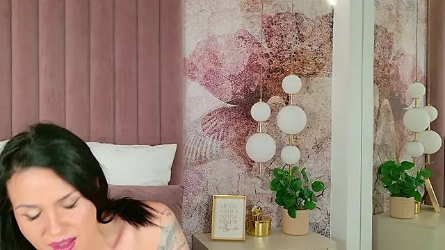 AnneRey online show from March 19, 2026, 6:30 pm