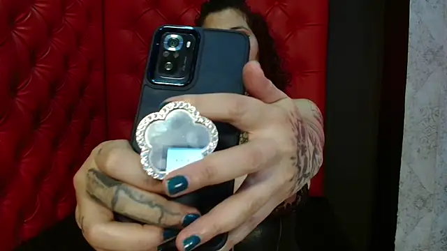 Snapshot of LadyMiax chatting on March 23, 2026, 3:28 am LadyMiax online show from March 23, 2026, 3:28 am