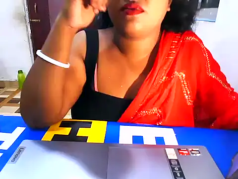 Snapshot of IamRiva chatting on August 5, 2026, 6:46 pm IamRiva online show from August 5, 2026, 6:46 pm