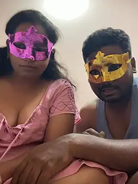 Snapshot of kasicouple69 chatting on March 20, 2026, 4:30 pm kasicouple69 online show from March 20, 2026, 4:30 pm