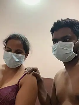 Snapshot of kasicouple69 chatting on March 15, 2026, 4:14 pm kasicouple69 online show from March 15, 2026, 4:14 pm