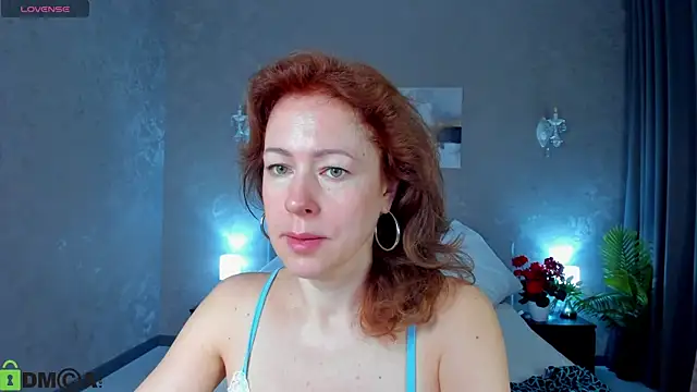 LeticiaRomano online show from March 30, 2026, 4:03 am