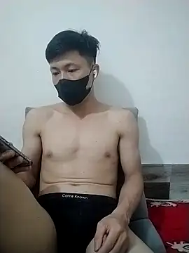 BigShot-Boy online show from May 3, 2026, 1:58 pm