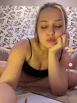 keeeessyyy online show from July 2, 2026, 10:38 pm