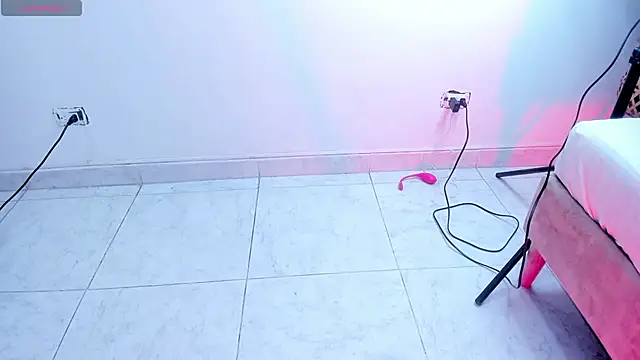 AgathaSavage online show from April 9, 2026, 2:35 am