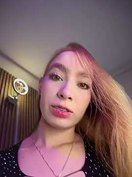 Isabella gaviria online show from March 28, 2026, 2:01 am