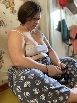 Nenssy555 online show from July 9, 2026, 11:31 am