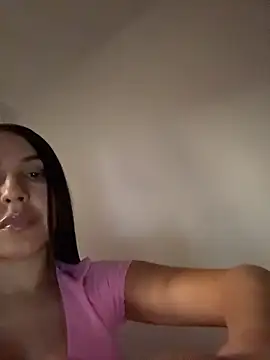 Mia M11 online show from March 18, 2026, 10:21 pm