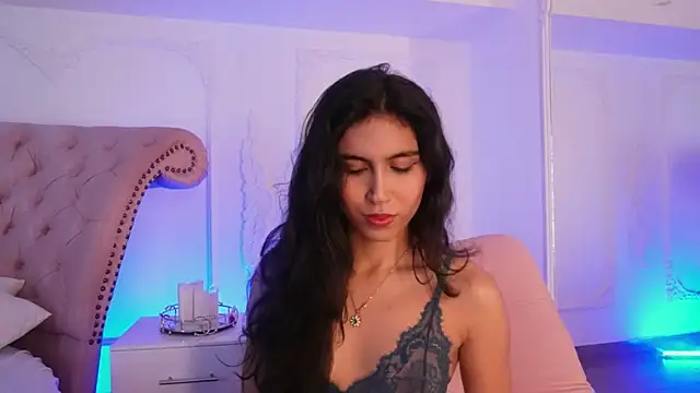 Snapshot of LucianaBlanco_ chatting on July 29, 2026, 8:52 pm LucianaBlanco online show from July 29, 2026, 8:52 pm