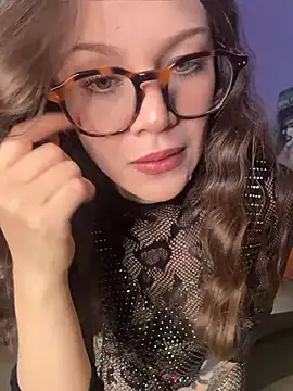 Tallulah Kinky online show from June 5, 2026, 6:13 pm