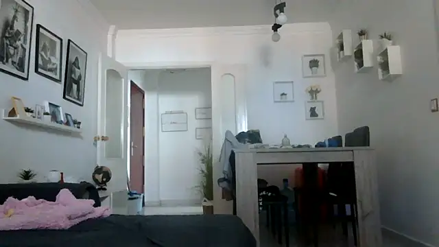Snapshot of yanick931 chatting on June 16, 2026, 4:40 pm yanick931 online show from June 16, 2026, 4:40 pm