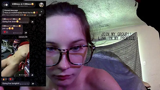 Snapshot of urfavgamergurl chatting on July 3, 2026, 3:07 pm urfavgamergurl online show from July 3, 2026, 3:07 pm