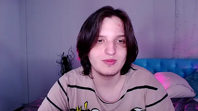 delalex online show from April 7, 2026, 8:05 am