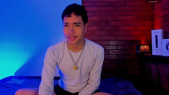 Lee Colee online show from April 5, 2026, 3:24 am