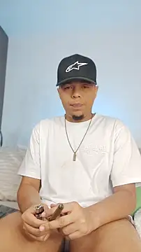 Snapshot of Randdy_333 chatting on March 12, 2026, 5:34 am Randdy 333 online show from March 12, 2026, 5:34 am