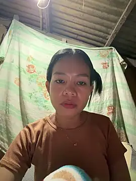 chinny1112 online show from June 18, 2026, 4:34 pm