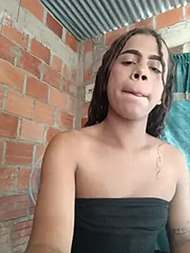 Snapshot of Dirty_Salome2 chatting on July 22, 2026, 3:47 pm Dirty Salome2 online show from July 22, 2026, 3:47 pm