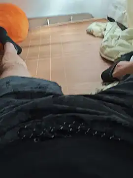 Snapshot of -3-erwo chatting on March 12, 2026, 5:13 am -3-erwo online show from March 12, 2026, 5:13 am